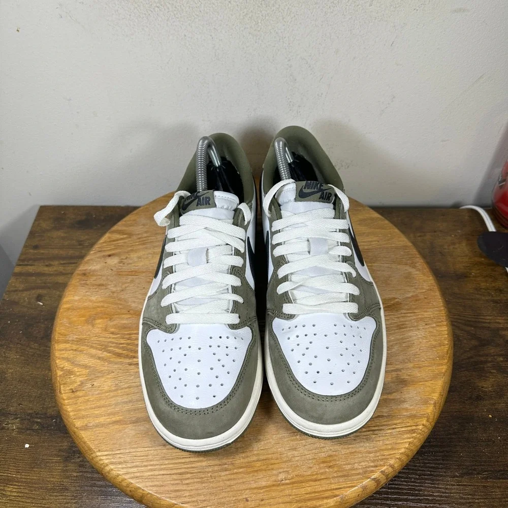 Nike Air Jordan 1 Retro Low OG Medium Olive Black White HQ6998-200 Mens 8.5
